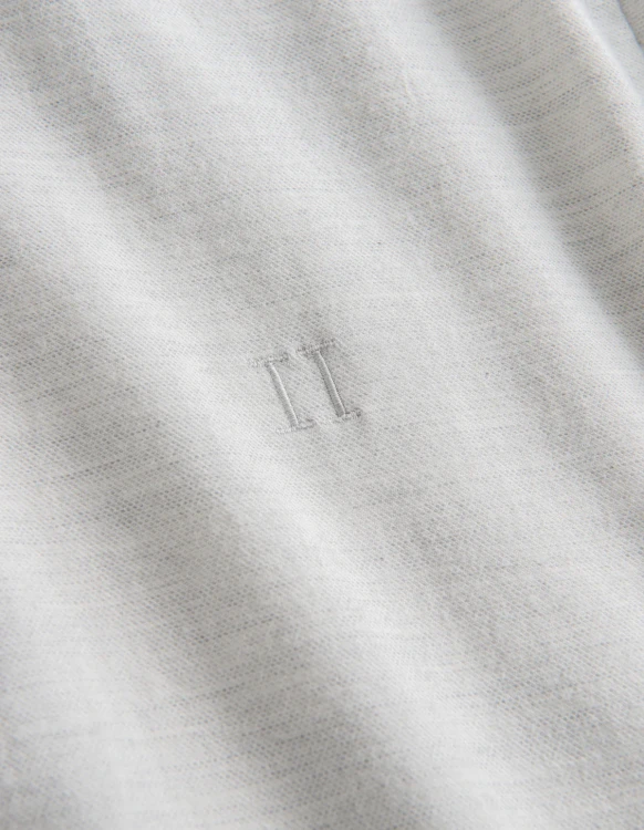 Desert_Reg_Shirt-Shirt-LDM410169-230230-Snow_Melange-4_1500x.webp