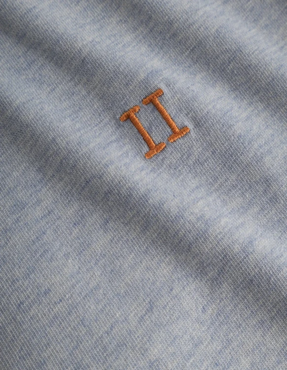 Noerregaard_T-Shirt_-_Seasonal-T-Shirt-LDM101155-467730-Summer_Sky_Melange_Orange-2_1500x.jpg
