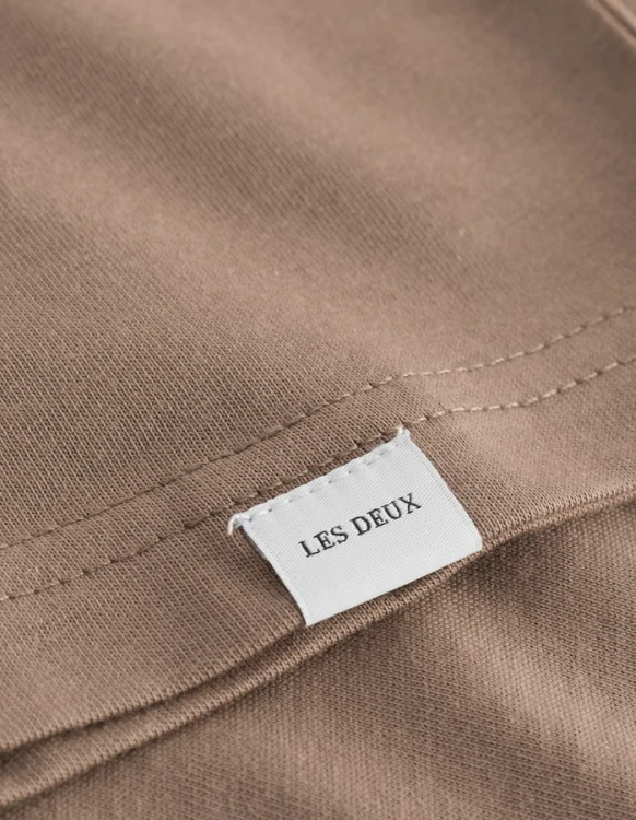 LDM101008 - Nørregaard T-Shirt - 832730-Caribou Brown-Orange - Extra 3.jpg