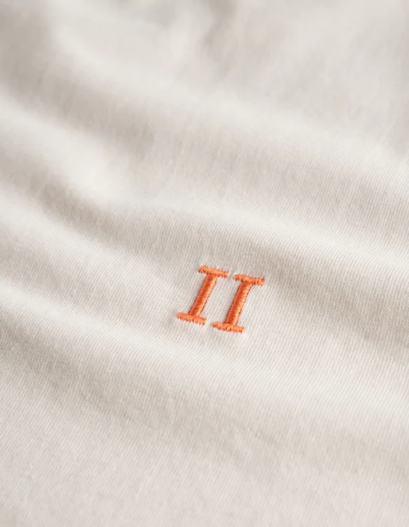 Noerregaard_T-Shirt-T-Shirt-LDM101008-215730-Ivory_Orange-6 (1).webp
